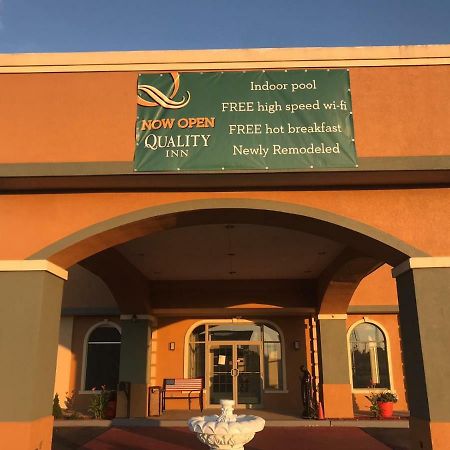 Quality Inn Vincennes Bagian luar foto