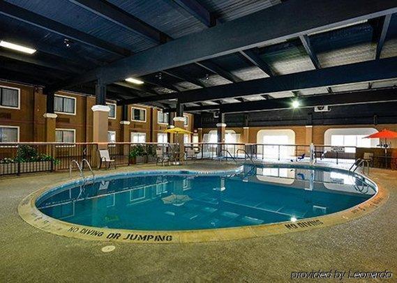 Quality Inn Vincennes Bagian luar foto